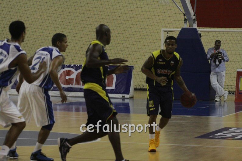 121014 basket 142_tn.jpg